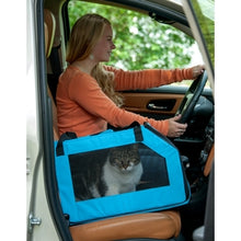 Load image into Gallery viewer, Pet Gear Signature Pet Car Seat Carrier